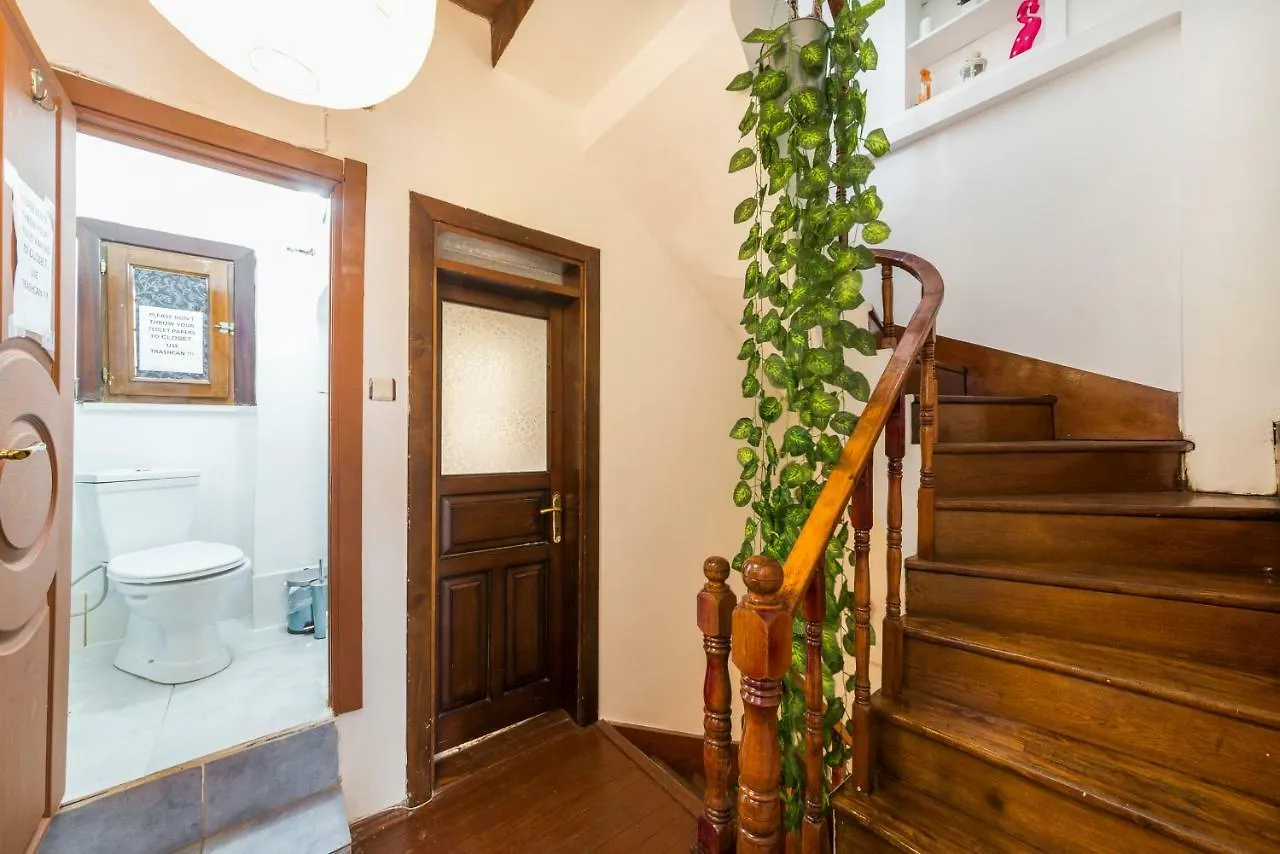Sweet Home Galata Istanbul Homestay