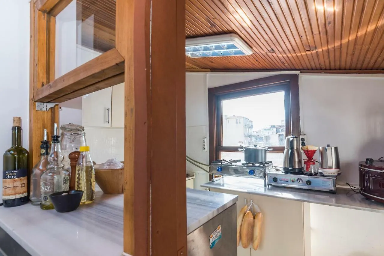 Homestay Sweet Home Galata Istanbul